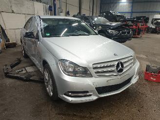 Mercedes C-klasse C (W204) Sedan 2.2 C-200 CDI 16V BlueEFFICIENCY (OM651.913) [100kW]  (=
11-2009/03-2014) picture 2
