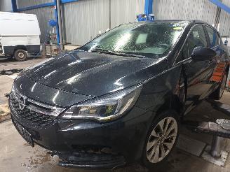 rozbiórka samochody osobowe Opel Astra Astra K Hatchback 5-drs 1.0 Turbo 12V (B10XFT(Euro 6)) [77kW]  (10-201=
5/12-2022) 2016/1
