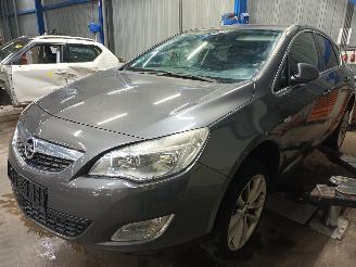 Salvage car Opel Astra Astra J (PC6/PD6/PE6/PF6) Hatchback 5-drs 1.6 16V (A16XER(Euro 5)) [85=
kW]  (12-2009/10-2015) 2010/1