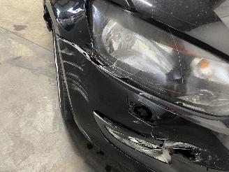 Volkswagen Polo Polo V (6R) Hatchback 1.4 16V (CLPA) [63kW]  (03-2009/05-2014) picture 12