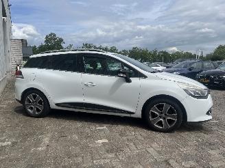 Renault Clio Clio IV Estate/Grandtour (7R) Combi 5-drs 0.9 Energy TCE 90 12V (H4B-4=
00(H4B-A4)) [66kW]  (01-2013/08-2021) picture 5
