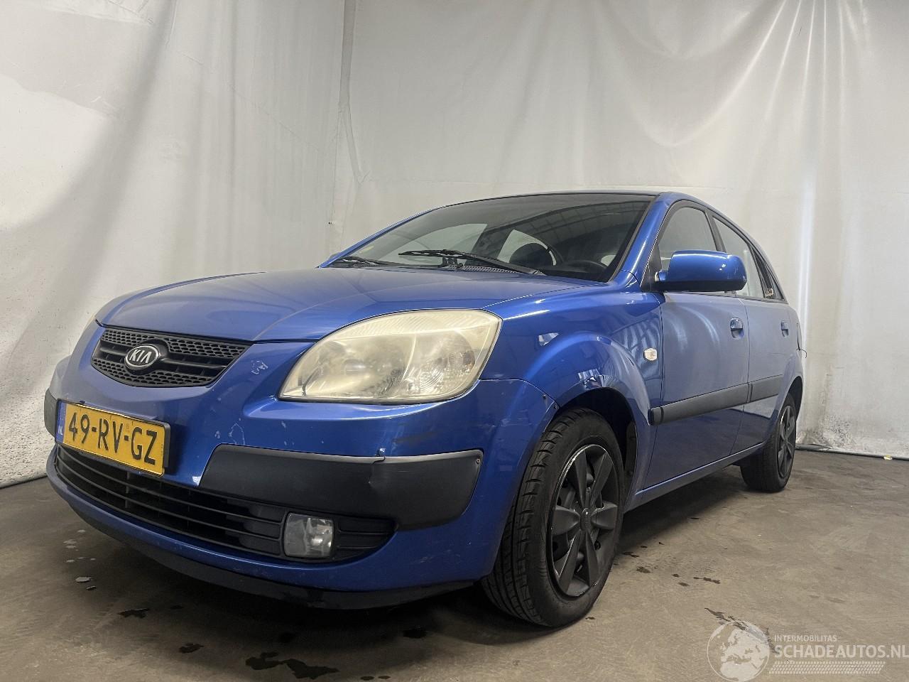 Kia Rio Rio II (DE) Hatchback 1.4 16V (G4EE) [71kW]  (03-2005/12-2011)