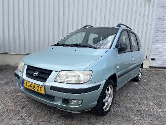 Vaurioauto  passenger cars Hyundai Matrix Matrix Hatchback 1.6 16V (G4ED) [76kW]  (06-2001/04-2010) 2005/2