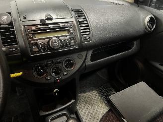 Nissan Note Note (E11) MPV 1.6 16V (HR16DE) [81kW]  (03-2006/06-2012) picture 23