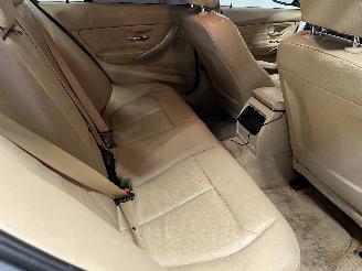 BMW 3-serie 3 serie (F30) Sedan 320d 2.0 16V EfficientDynamicsEdition (N47-D20C) [=
120kW]  (11-2011/10-2018) picture 8