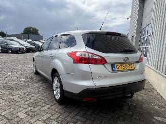 Ford Focus Focus 3 Wagon Combi 1.0 Ti-VCT EcoBoost 12V 125 (M1DC) [92kW]  (02-201=
2/05-2018) picture 4