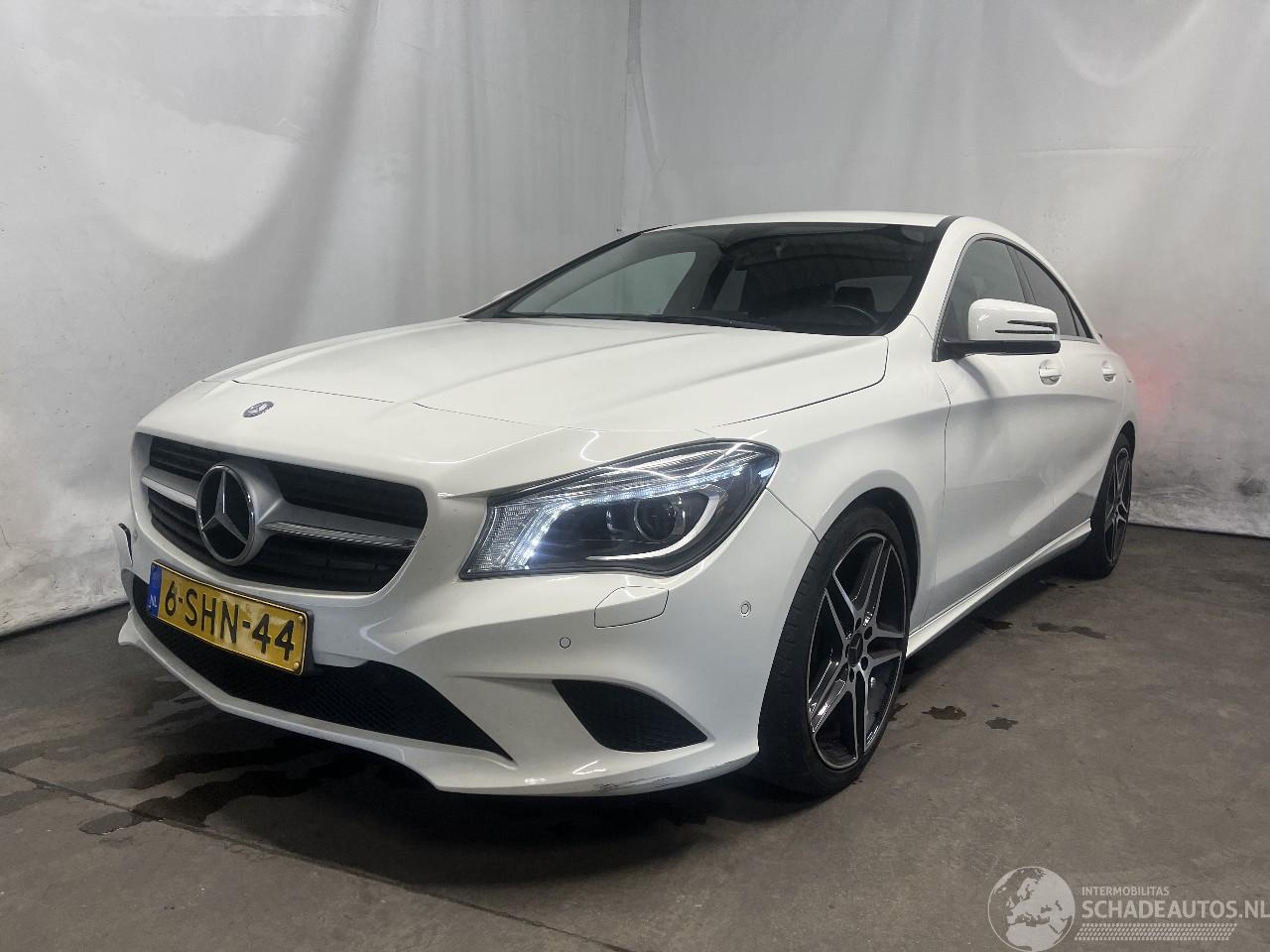 Mercedes Cla-klasse CLA (117.3) Sedan 1.6 CLA-180 16V (M270.910) [90kW]  (01-2013/03-2019)=