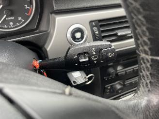 BMW 3-serie 3 serie (E90) Sedan 325i 24V (N52-B25A) [160kW]  (12-2004/12-2011) picture 17
