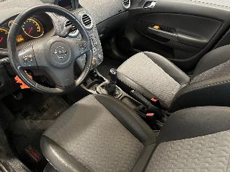Opel Corsa Corsa D Hatchback 1.4 16V Twinport (A14XER(Euro 5)) [74kW]  (12-2009/0=
8-2014) picture 16