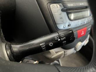 Toyota Aygo Aygo (B10) Hatchback 1.0 12V VVT-i (1KR-FE) [50kW]  (07-2005/05-2014) picture 19