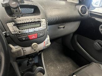 Toyota Aygo Aygo (B10) Hatchback 1.0 12V VVT-i (1KR-FE) [50kW]  (07-2005/05-2014) picture 20