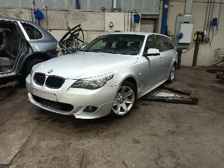 Sloopauto BMW 5-serie 5 serie Touring (E61) Combi 520i 16V (N43-B20A) [125kW]  (09-2007/12-2=
010) 2010/3