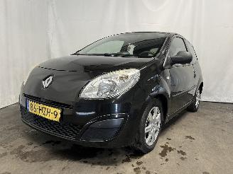 Unfallwagen Renault Twingo Twingo II (CN) Hatchback 3-drs 1.2 (D7F-800(Euro 4)) [43kW]  (03-2007/=
09-2014) 2009/4