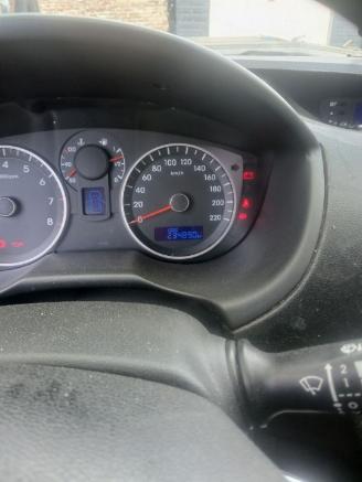 Hyundai I-20 i20 Hatchback 1.2i 16V (G4LA) [63kW]  (03-2012/12-2015) picture 2