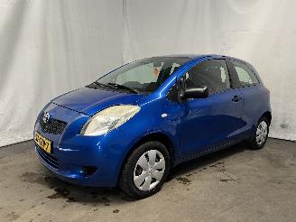 Toyota Yaris Yaris II (P9) Hatchback 1.0 12V VVT-i (1KR-FE) [51kW]  (08-2005/12-201=
1) picture 2