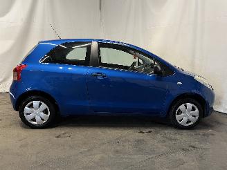 Toyota Yaris Yaris II (P9) Hatchback 1.0 12V VVT-i (1KR-FE) [51kW]  (08-2005/12-201=
1) picture 6