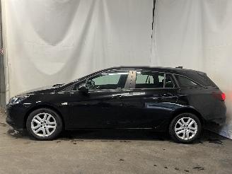 Opel Astra Astra K Sports Tourer Combi 1.0 Turbo 12V (B10XFT(Euro 6)) [77kW]  (01=
-2016/12-2022) picture 4