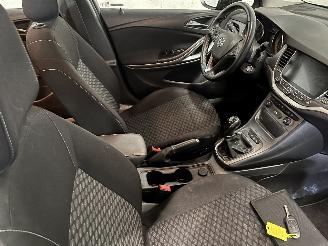 Opel Astra Astra K Sports Tourer Combi 1.0 Turbo 12V (B10XFT(Euro 6)) [77kW]  (01=
-2016/12-2022) picture 9