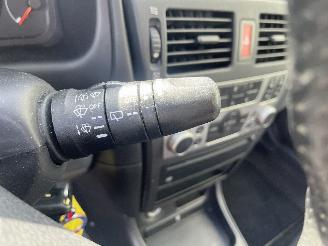 Nissan Almera Almera (N16) Hatchback 1.8 16V (QG18DE) [85kW]  (10-2002/11-2006) picture 14