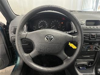 Toyota Corolla Corolla (EB/ZZ/WZ/CD) Liftback 1.6 16V VVT-i (3ZZFE) [81kW]  (02-2000/=
01-2002) picture 17