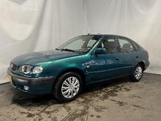 Toyota Corolla Corolla (EB/ZZ/WZ/CD) Liftback 1.6 16V VVT-i (3ZZFE) [81kW]  (02-2000/=
01-2002) picture 3