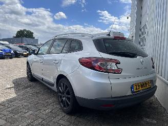 Renault Mégane Megane III Grandtour (KZ) Combi 5-drs 1.6 16V (K4M-848(K4M-P8)) [74kW]=
  (05-2009/02-2016) picture 5