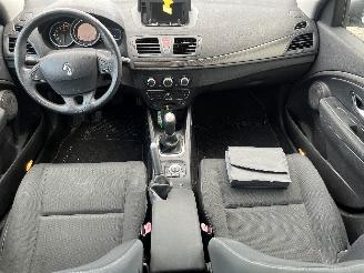 Renault Mégane Megane III Grandtour (KZ) Combi 5-drs 1.6 16V (K4M-848(K4M-P8)) [74kW]=
  (05-2009/02-2016) picture 11