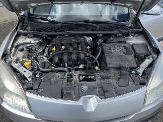 Renault Mégane Megane III Grandtour (KZ) Combi 5-drs 1.6 16V (K4M-848(K4M-P8)) [74kW]=
  (05-2009/02-2016) picture 20
