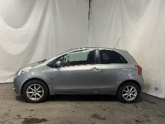 Toyota Yaris Yaris II (P9) Hatchback 1.0 12V VVT-i (1KR-FE) [51kW]  (08-2005/12-201=
1) picture 4