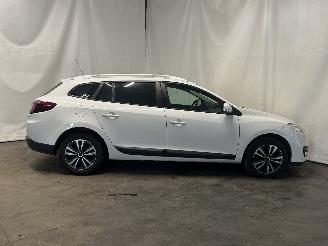 Renault Mégane Megane III Grandtour (KZ) Combi 5-drs 1.5 dCi 110 (K9K-636(K9K-A6)) [8=
1kW]  (02-2009/04-2016) picture 7