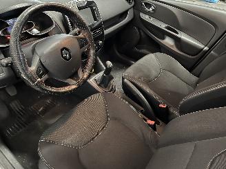 Renault Clio Clio III Estate/Grandtour (KR) Combi 1.2 16V 75 (D4F-740(D4F-D7)) [55k=
W]  (02-2008/12-2014) picture 11