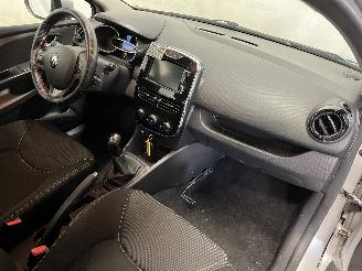 Renault Clio Clio III Estate/Grandtour (KR) Combi 1.2 16V 75 (D4F-740(D4F-D7)) [55k=
W]  (02-2008/12-2014) picture 7