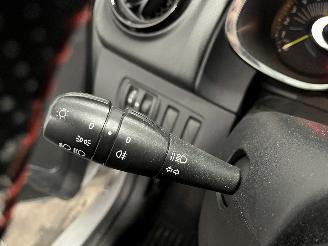 Renault Clio Clio III Estate/Grandtour (KR) Combi 1.2 16V 75 (D4F-740(D4F-D7)) [55k=
W]  (02-2008/12-2014) picture 13