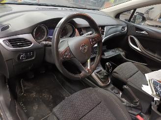 Opel Astra Astra K Sports Tourer Combi 1.4 Turbo 16V (B14XFT(Euro 6)) [110kW]  (1=
1-2015/12-2022) picture 5