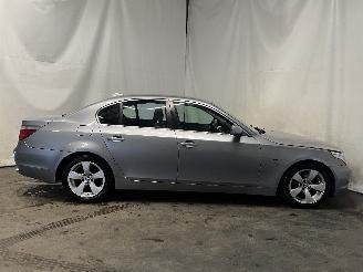 BMW 5-serie 5 serie (E60) Sedan 525i 24V (M54-B25(256S5)) [141kW]  (09-2003/02-200=
5) picture 7