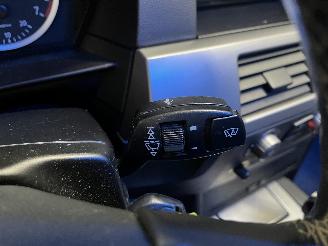BMW 5-serie 5 serie (E60) Sedan 525i 24V (M54-B25(256S5)) [141kW]  (09-2003/02-200=
5) picture 18