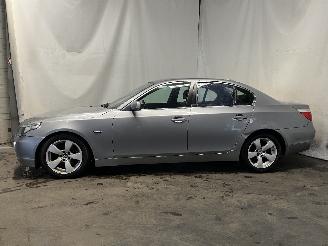 BMW 5-serie 5 serie (E60) Sedan 525i 24V (M54-B25(256S5)) [141kW]  (09-2003/02-200=
5) picture 4