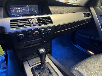 BMW 5-serie 5 serie (E60) Sedan 525i 24V (M54-B25(256S5)) [141kW]  (09-2003/02-200=
5) picture 20