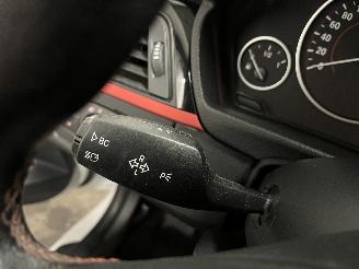 BMW 3-serie 3 serie Touring (F31) Combi 320i 2.0 16V (N20-B20B) [135kW]  (11-2012/=
06-2015) picture 19
