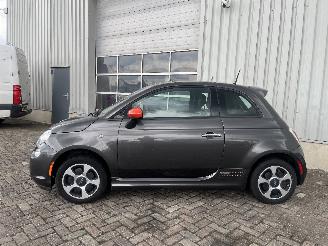 Fiat 500 500 (312) Hatchback Electric (E99) [83kW]  (09-2012/...) picture 4