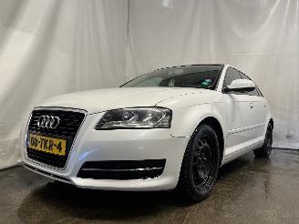 Unfallwagen Audi A3 A3 Sportback (8PA) Hatchback 5-drs 1.2 TFSI (CBZB) [77kW]  (04-2010/03=
-2013) 2012/2