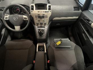 Opel Zafira Zafira (M75) MPV 1.6 16V (Z16XER(Euro 4)) [85kW]  (01-2008/04-2015) picture 15