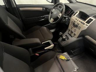Opel Zafira Zafira (M75) MPV 1.6 16V (Z16XER(Euro 4)) [85kW]  (01-2008/04-2015) picture 12