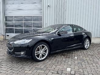 Tesla Model S Model S Liftback 85 (L1S) [270kW]  (09-2012/02-2016) picture 3