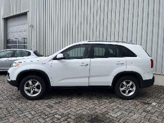 Kia Sorento Sorento II (XM) SUV 2.4 16V 4x2 (G4KE) [128kW]  (11-2009/12-2015) picture 4