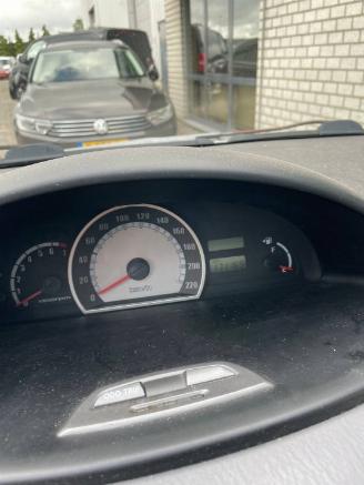 Hyundai Matrix Matrix Hatchback 1.6 16V (G4ED) [76kW]  (06-2001/04-2010) picture 2