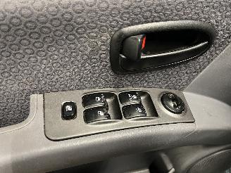 Hyundai Matrix Matrix Hatchback 1.6 16V (G4ED) [76kW]  (06-2001/04-2010) picture 13