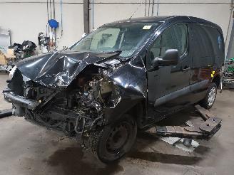 Sloop bestelwagen Peugeot Partner Partner (GC/GF/GG/GJ/GK) Van 1.6 HDI 75 (DV6ETED(9HN)) [55kW]  (07-201=
1/06-2016) 2015