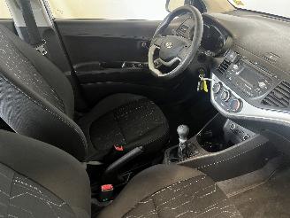 Kia Picanto Picanto (TA) Hatchback 1.2 16V (G4LA5) [63kW]  (09-2011/06-2017) picture 11
