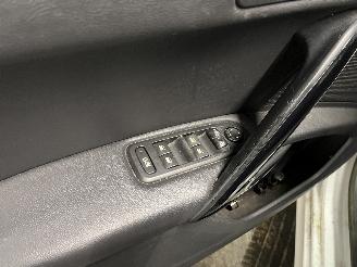 Peugeot 508 508 SW (8E/8U) Combi 1.6 e-HDi 16V (DV6C(9HR)) [82kW]  (11-2010/12-201=
8) picture 13